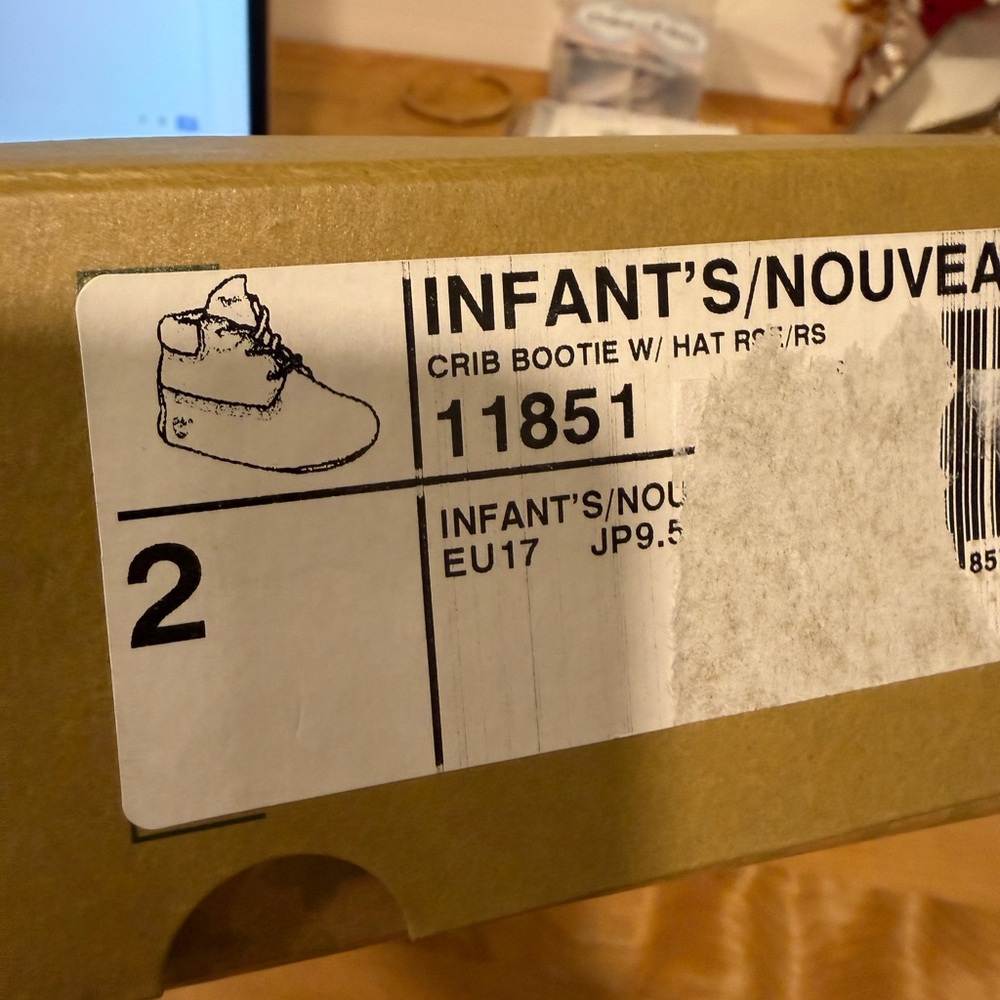 🌸 Timberland Infant Crib Booties – Size 2 – Pink 🌸 - Picture 7 of 8